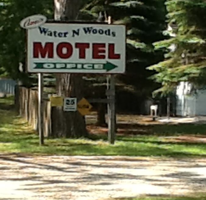 Anns Water-N-Woods Motel (Sun & Sand Motel) - From Web Listing